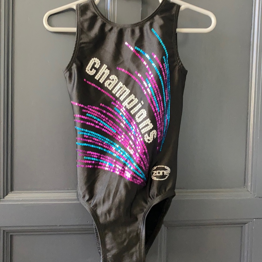 EUC girls sequin leotard